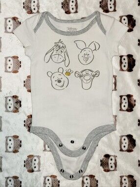 $1 | 0m | 'Winnie the Pooh' Short Sleeved Bodysuit/Onesie